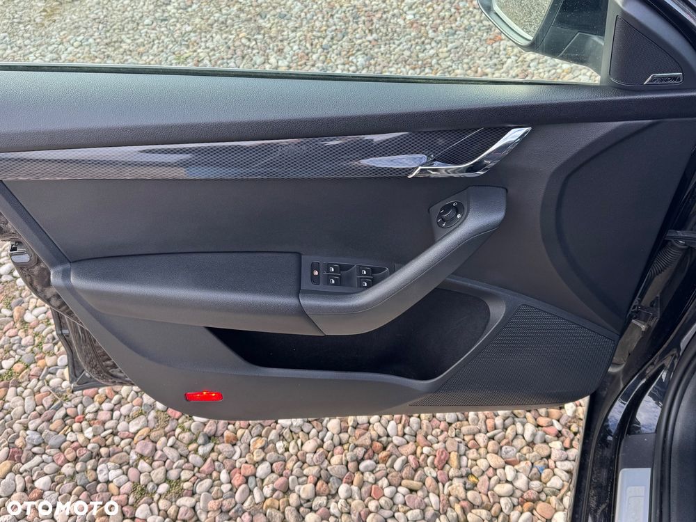 Skoda Octavia 2.0 TDI RS - 10