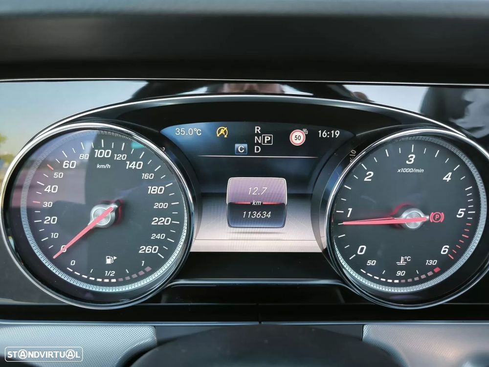 Mercedes-Benz E 220 d AMG Line - 37