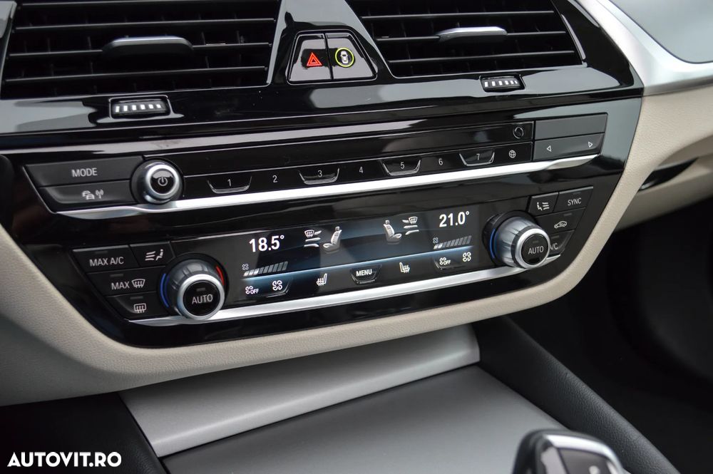 BMW Seria 5 520d Aut. Luxury Line - 8