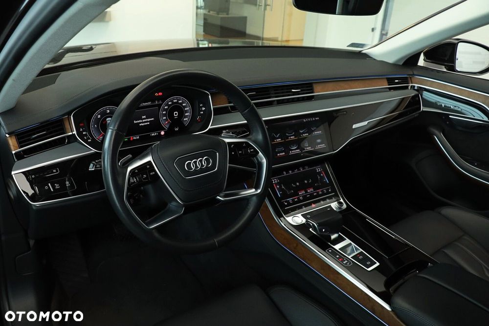 Audi A8 - 22