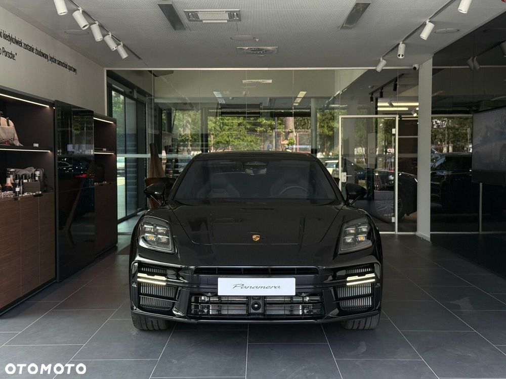 Porsche Panamera - 3