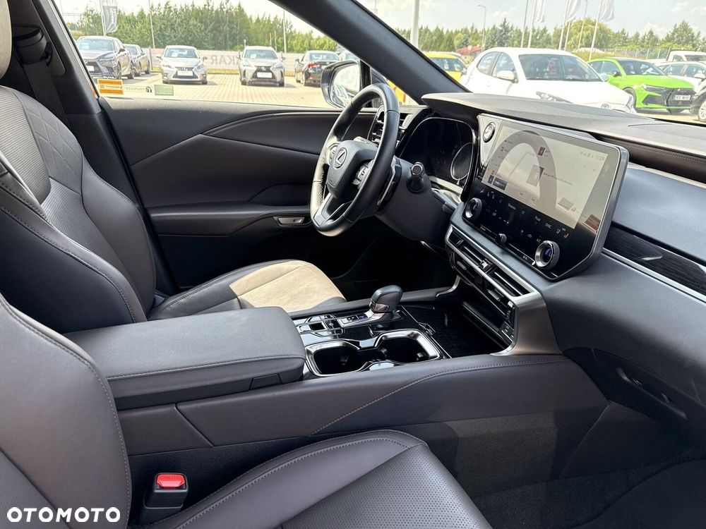 Lexus RX - 9
