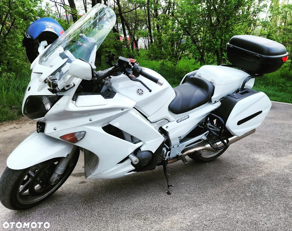 Yamaha FJR - 1
