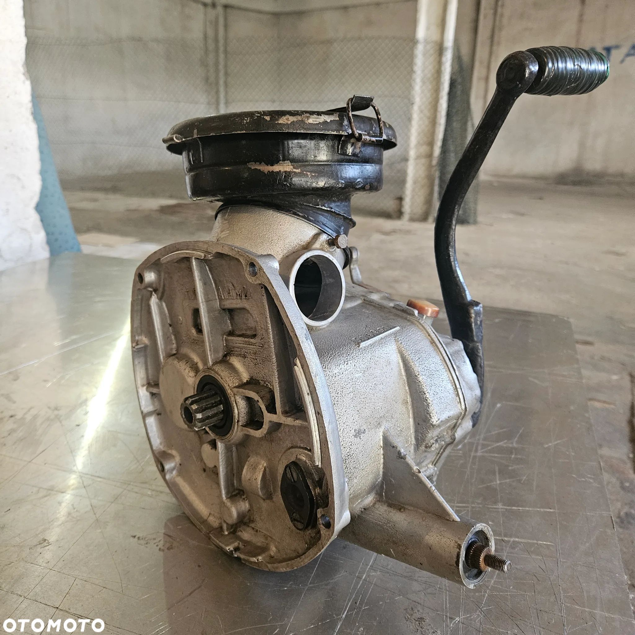 Skrzynia biegów+filtr K750 - 1