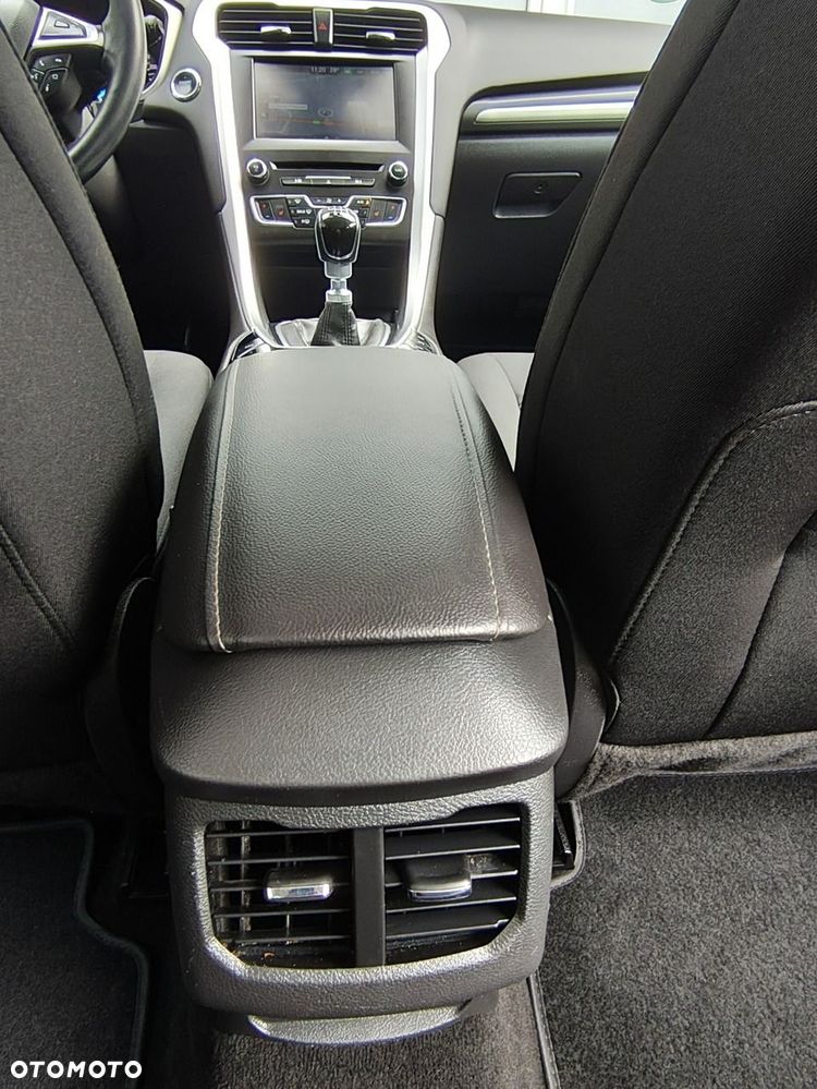 Ford Mondeo 2.0 EcoBlue Business Edition - 32