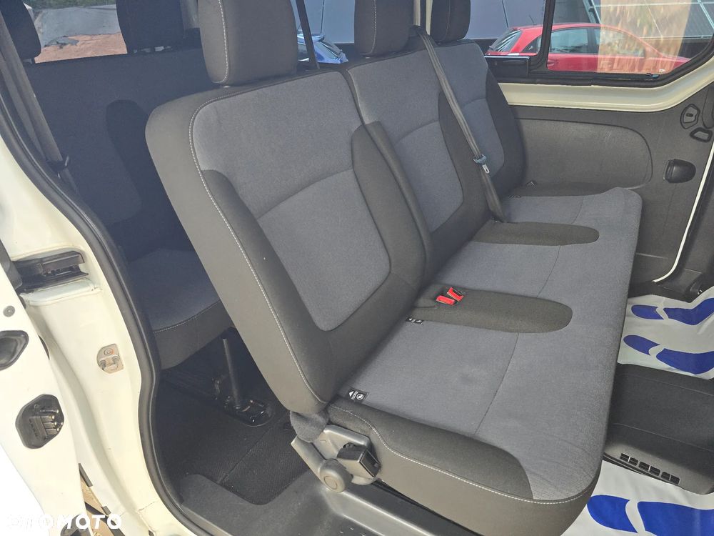 Opel Vivaro L2H1 2,9t Elegance Premium - 13