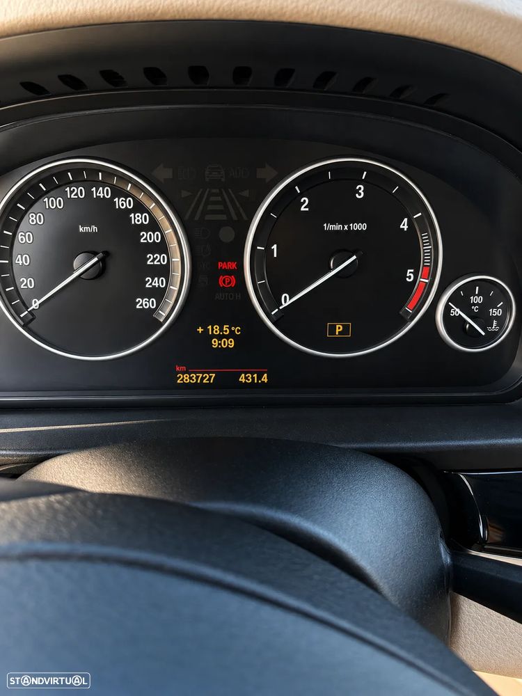 BMW 520 d Auto - 10