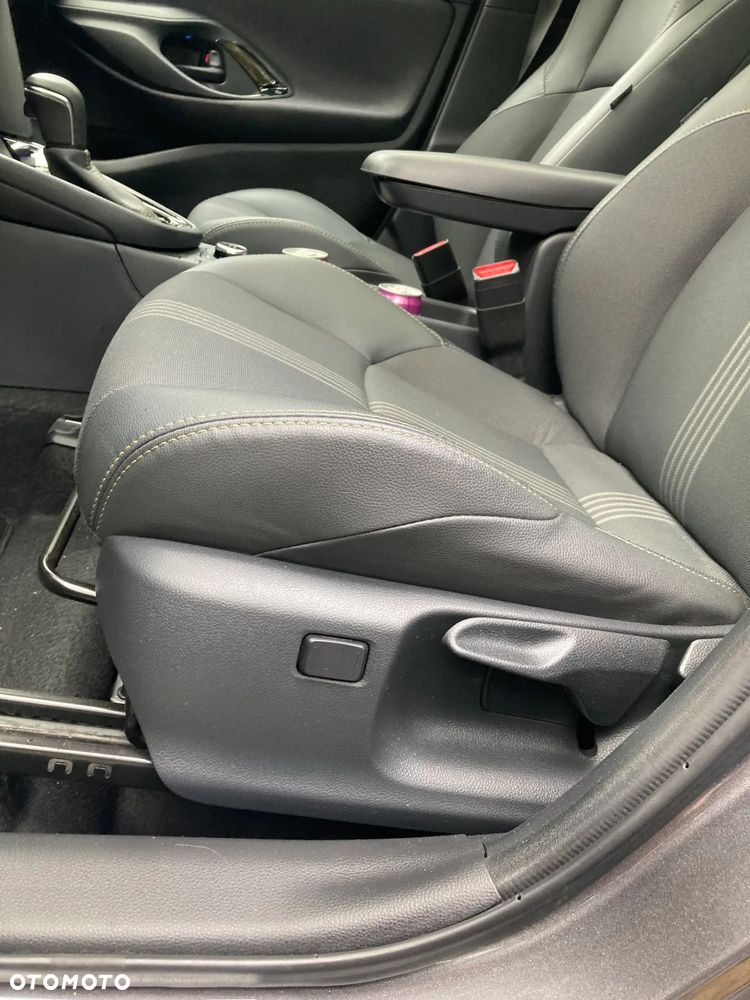 Toyota Yaris Cross - 8