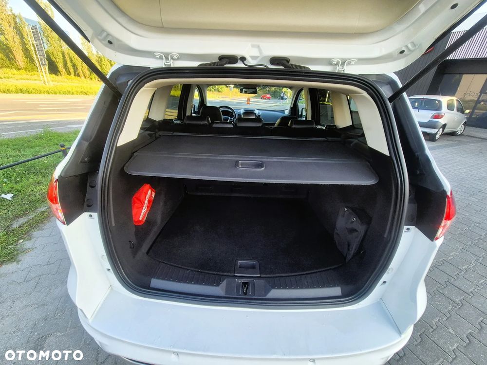 Ford Kuga 1.5 EcoBoost 2x4 Titanium - 15