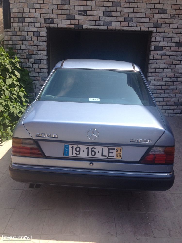 Mercedes-Benz W124 (1984-1997) - 3