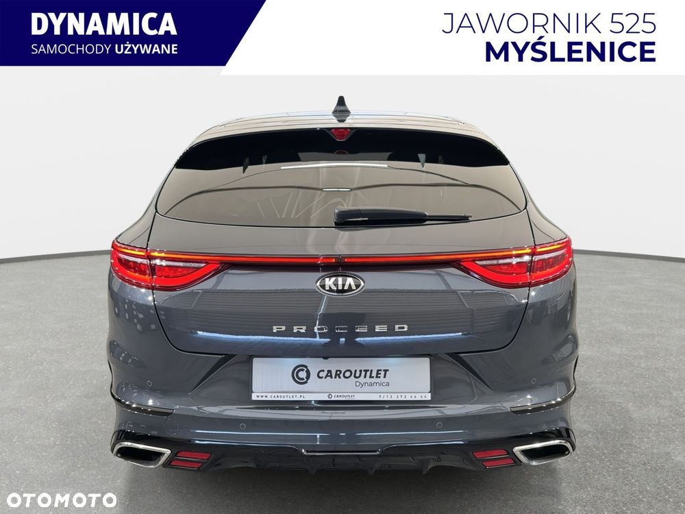 Kia ProCeed - 8