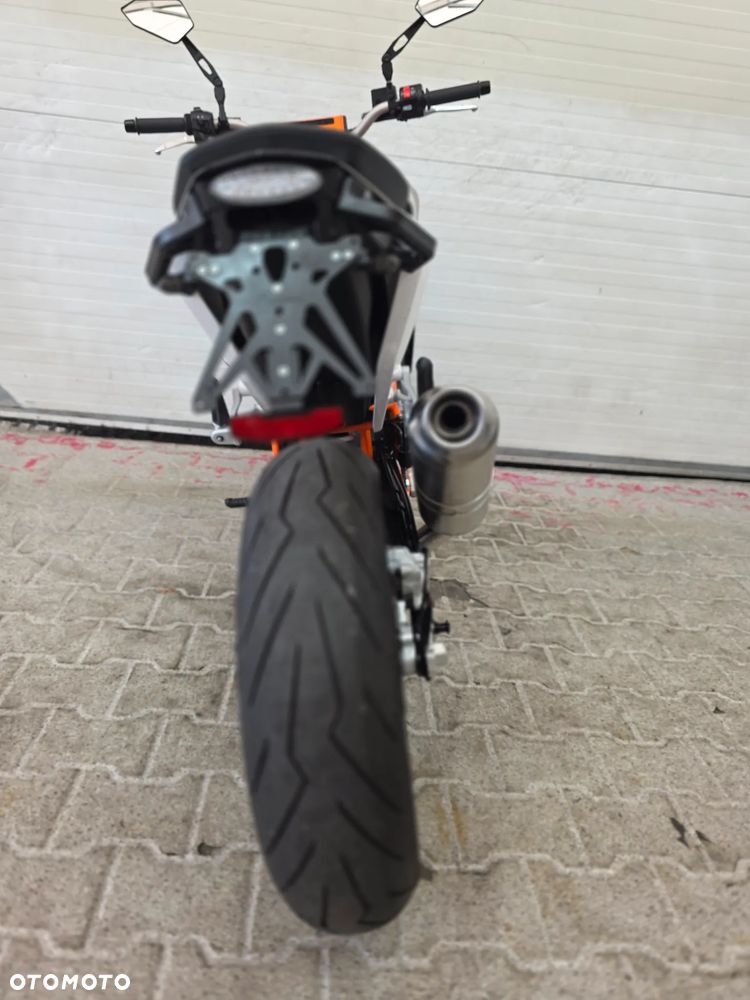 KTM Duke - 25