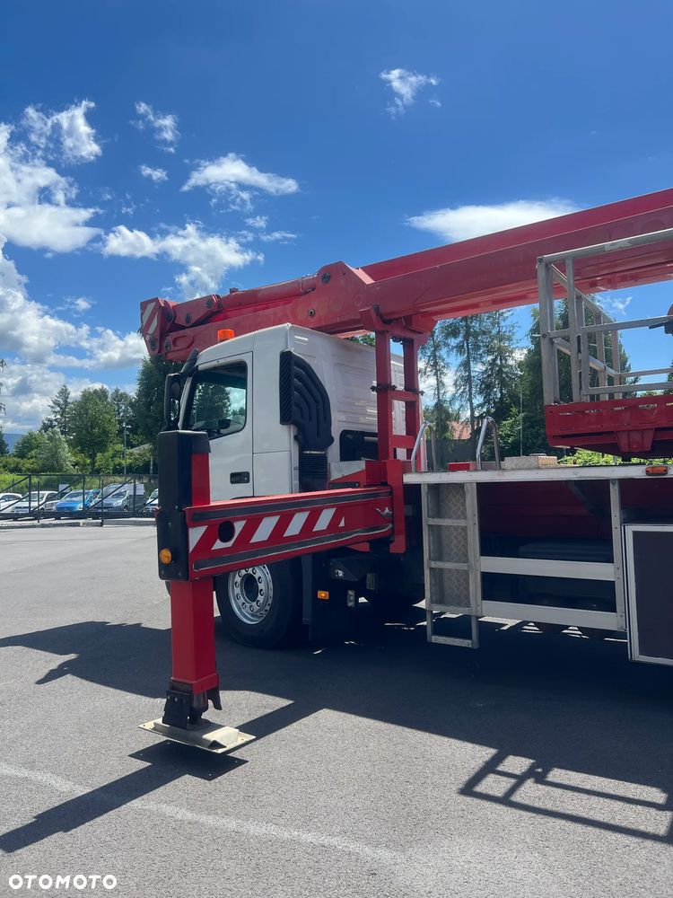 Volvo Bronto S37 XDT - 8