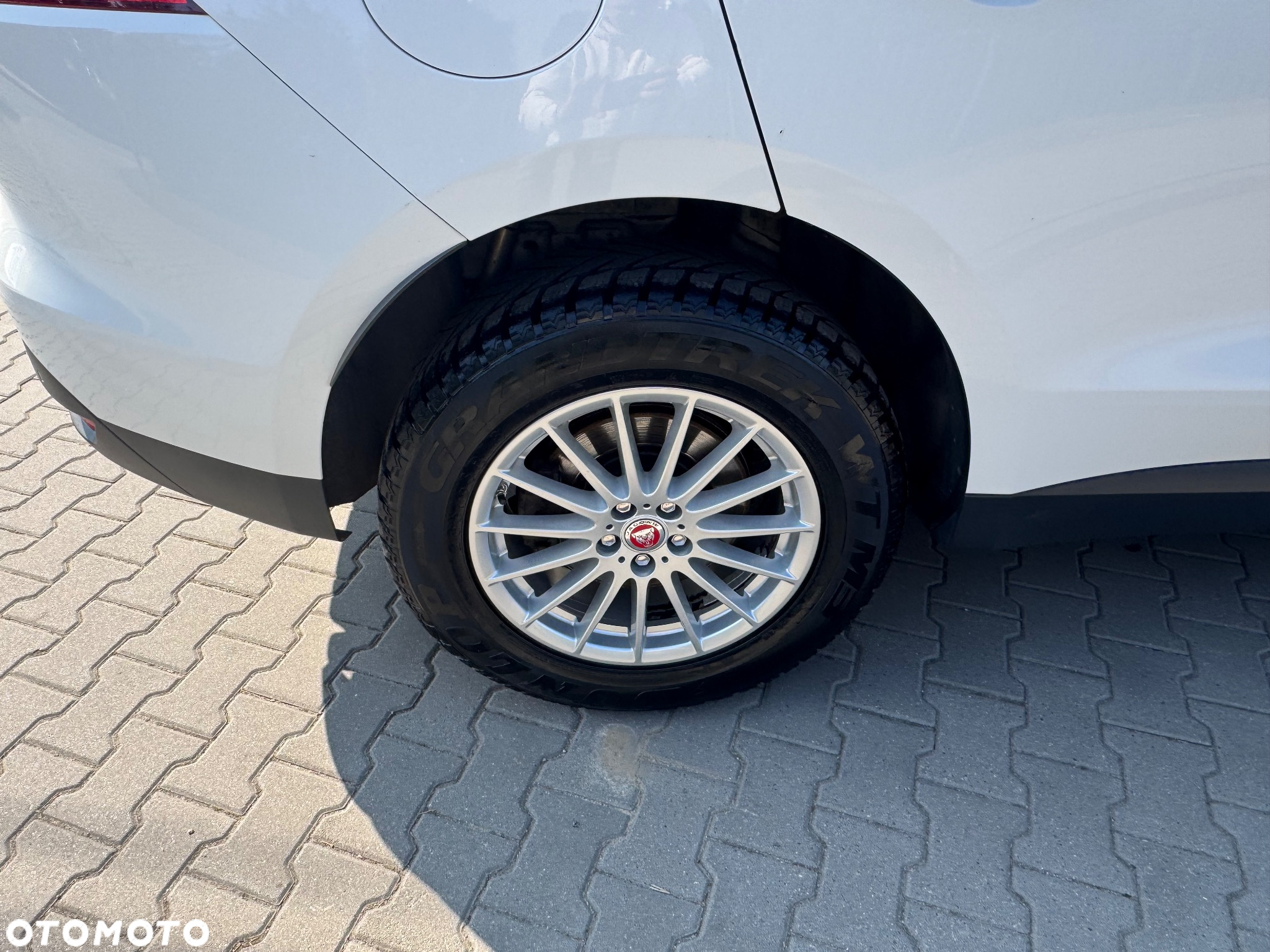 Jaguar F-Pace 2.0 i4D AWD Prestige - 25