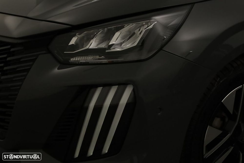 Peugeot 208 1.2 PureTech Allure - 6