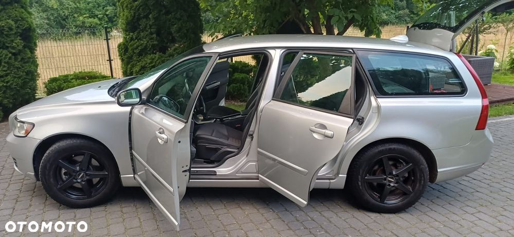 Volvo V50 2.0D DPF Momentum - 11