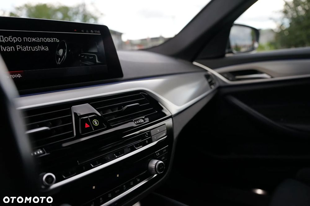BMW Seria 5 - 24