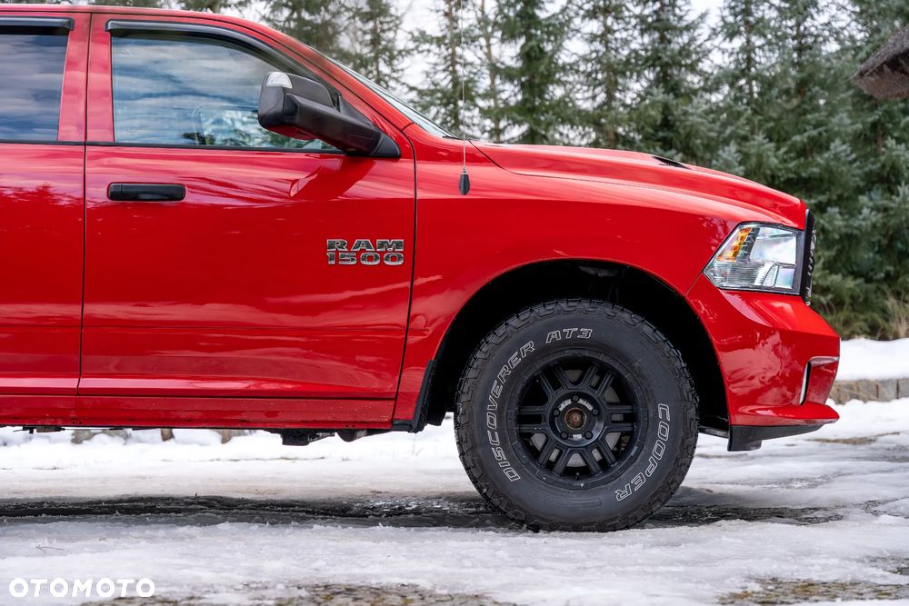 RAM 1500 Quad Cab Sport - 10