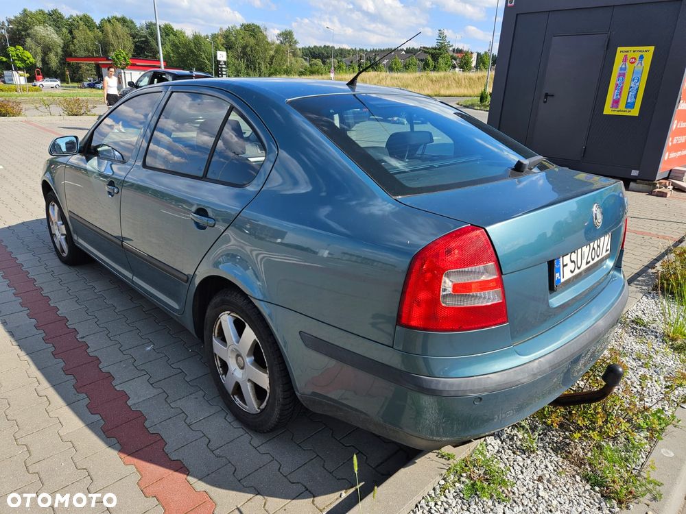 Skoda Octavia 2.0 FSI Elegance - 3