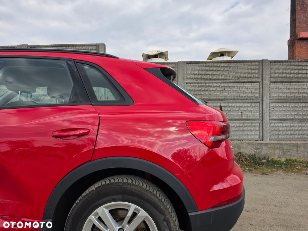 Audi Q3 45 TFSIe S tronic - 25