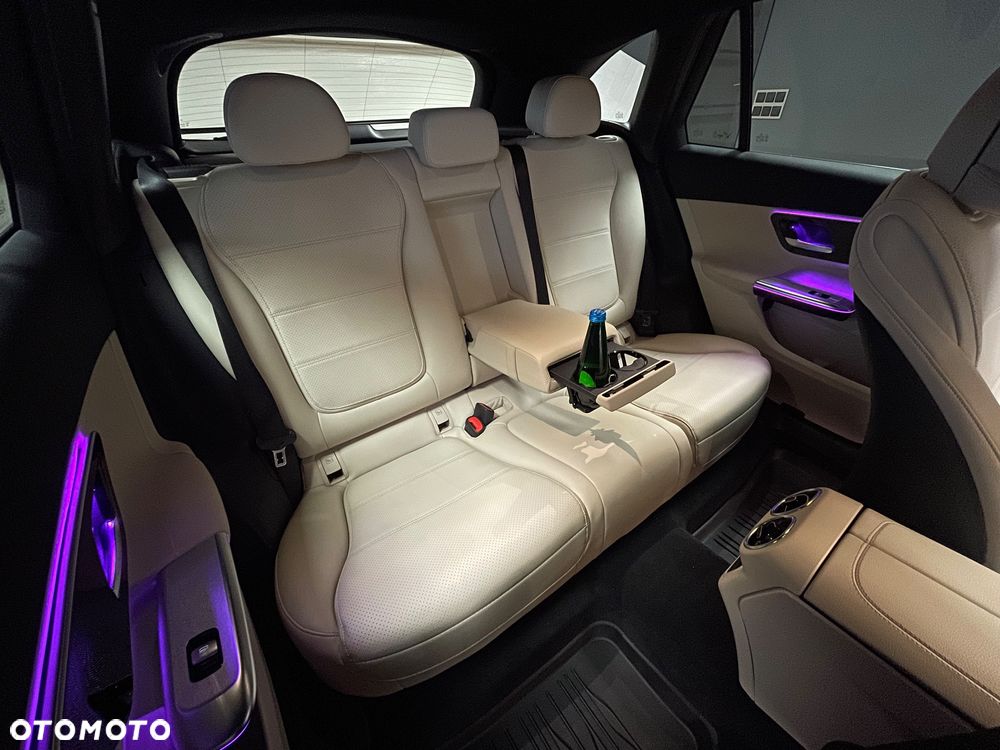 Mercedes-Benz GLC 220 d mHEV 4-Matic Avantgarde - 29