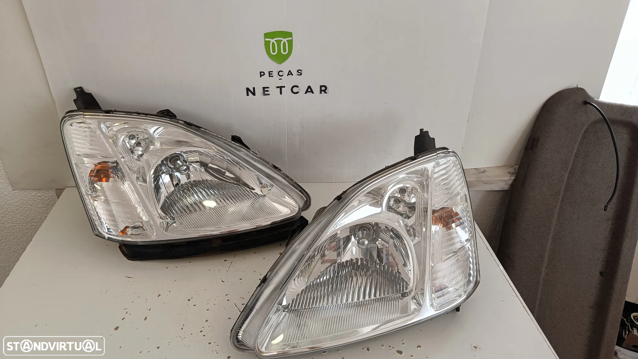 Farol óptica esquerdo Honda Civic 2003 H/B - 2