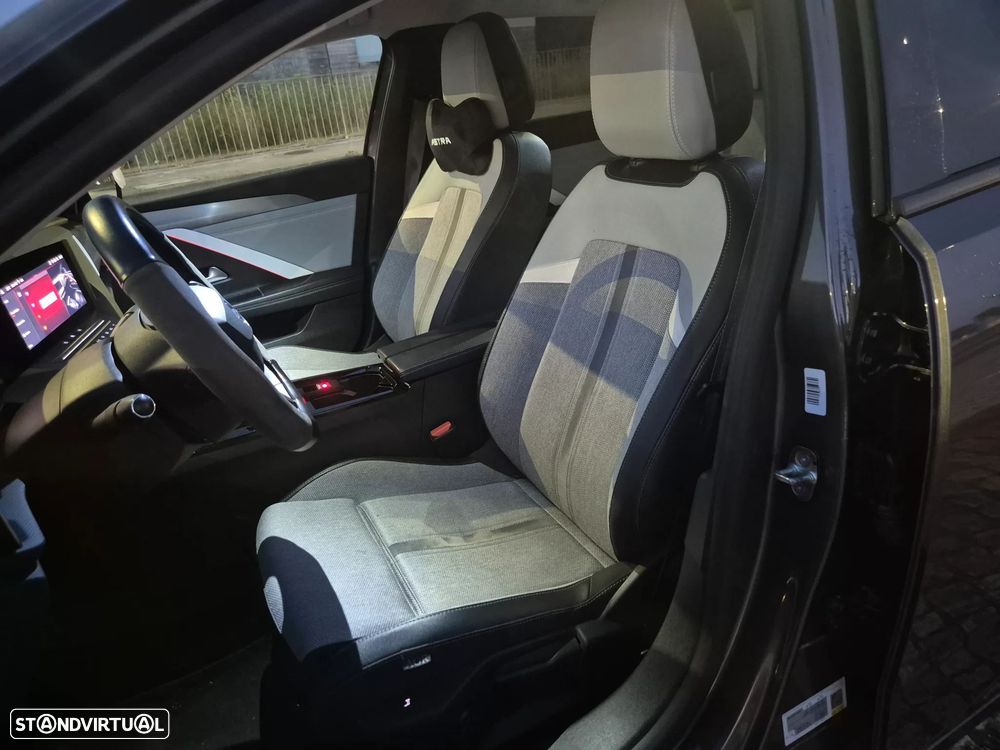Opel Astra 1.2 T Elegance - 16