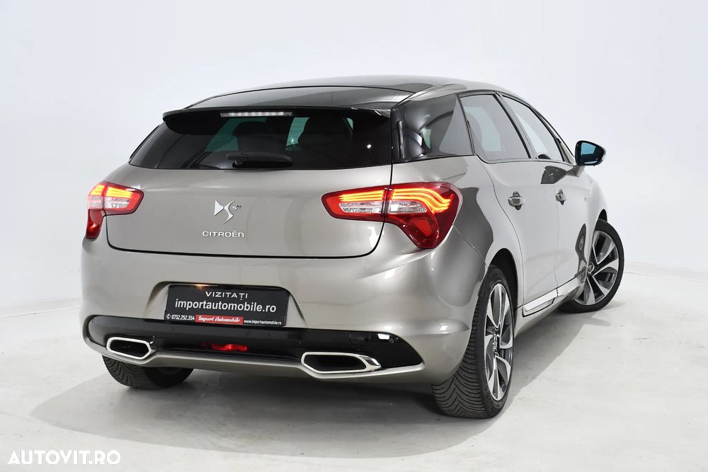 Citroën DS5 Hybrid4 EGS6 SportChic - 12
