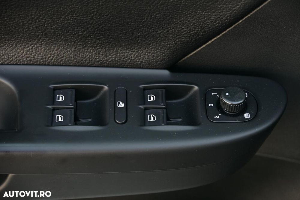 Volkswagen Passat 2.0TDI Highline DPF - 19