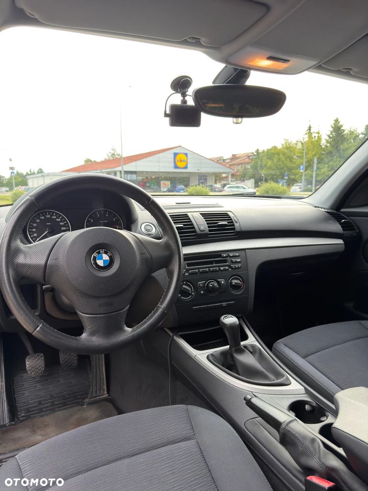 BMW Seria 1 116i - 12