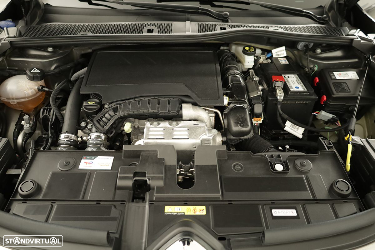 Citroën C4 1.2 PureTech Plus EAT8 - 23