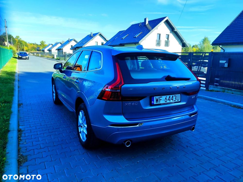 Volvo XC 60 B4 D AWD Momentum Pro - 17
