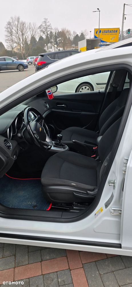 Chevrolet Cruze 1.4T LTZ+ - 8