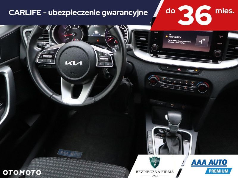 Kia Ceed - 8
