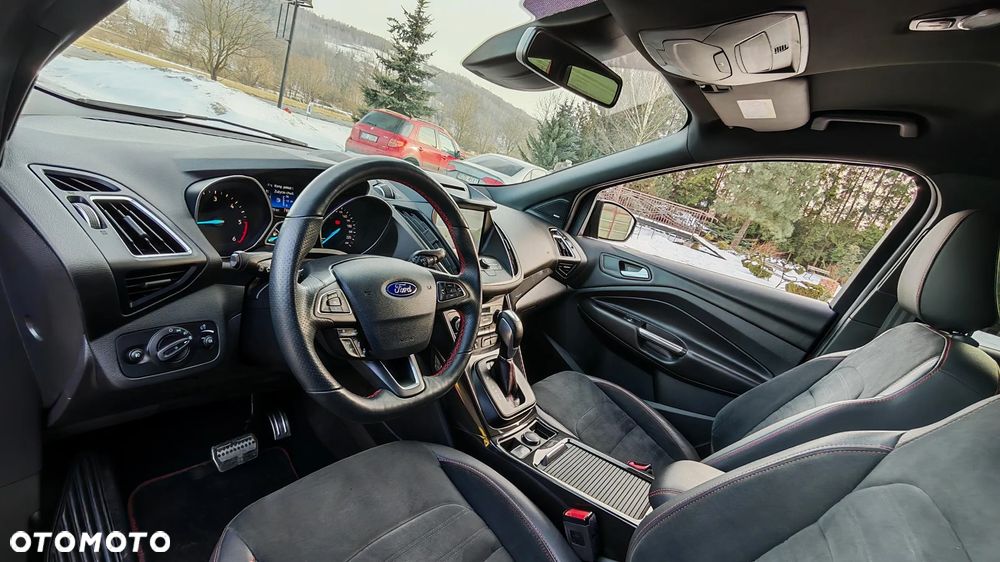Ford Kuga 2.0 TDCi 4x4 ST-Line - 21