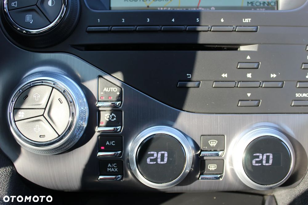 Citroën DS5 2.0 HDi SoChic - 22