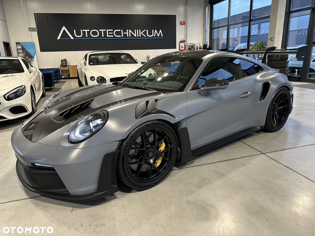 Porsche 911 GT3 RS - 1