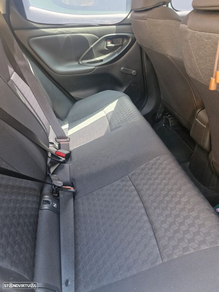 Toyota Yaris 1.5 HDF Comfort Plus - 5