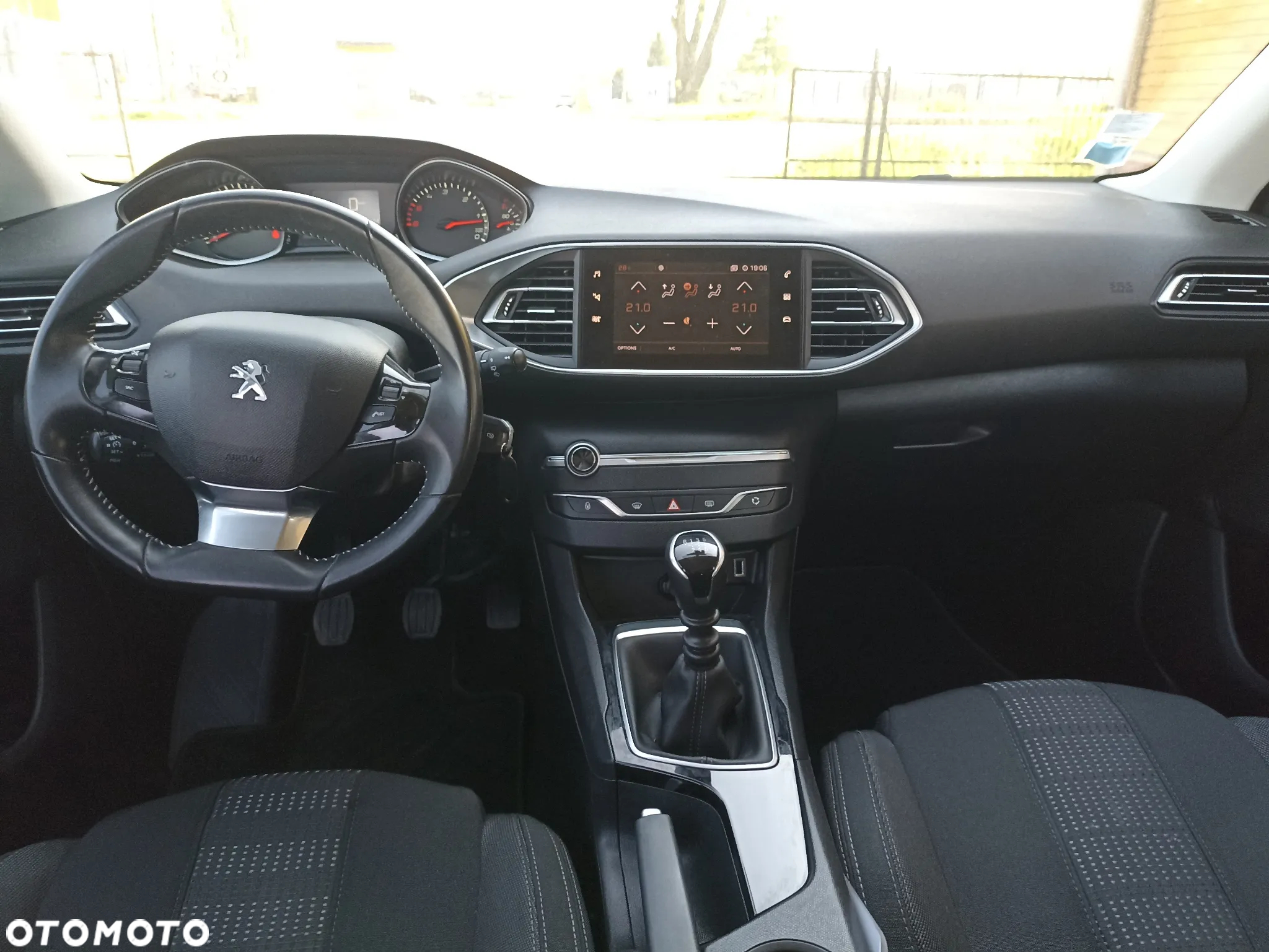 Peugeot 308 - 11