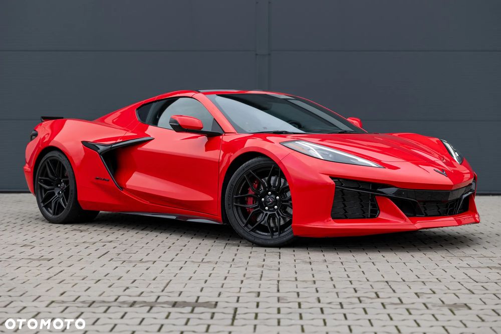 Chevrolet Corvette - 6