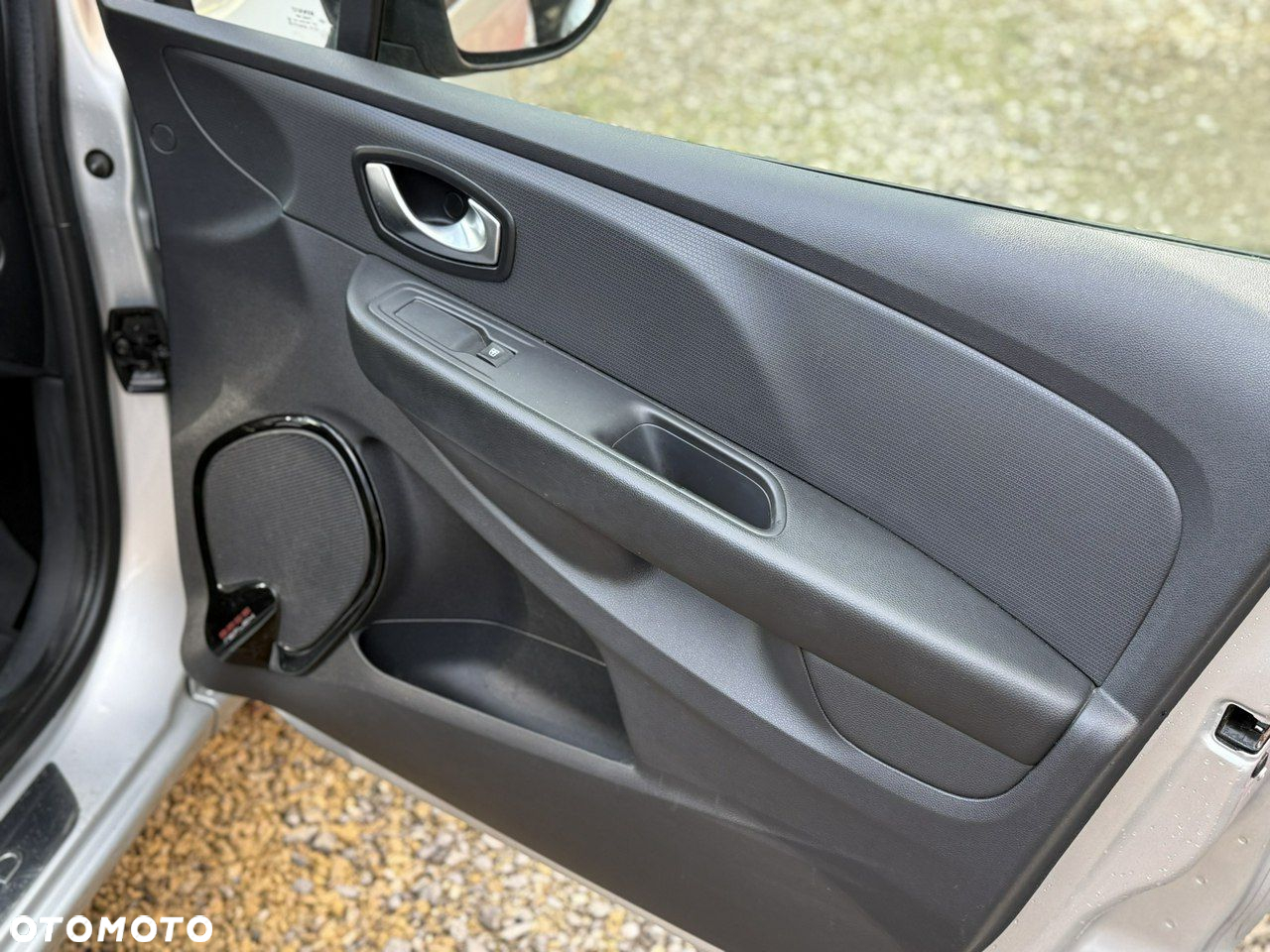Renault Clio - 19