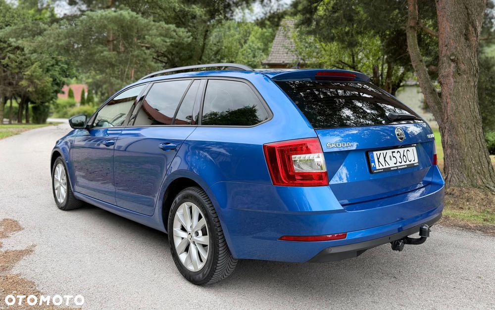 Skoda Octavia 1.6 TDI DSG Style - 10