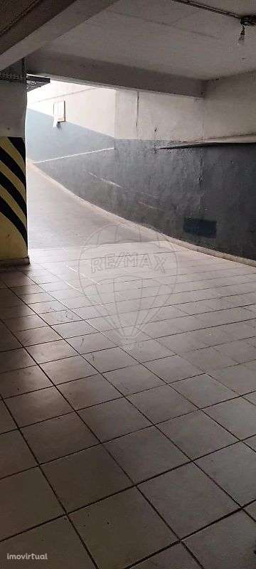 Garagem  para venda - Grande imagem: 2/3