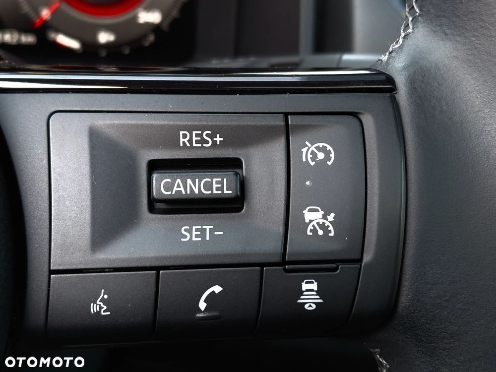 Nissan Qashqai 1.3 DIG-T Tekna EU6d - 37