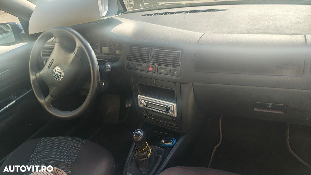 VOLKSWAGEN Golf 2001 — imagine 4