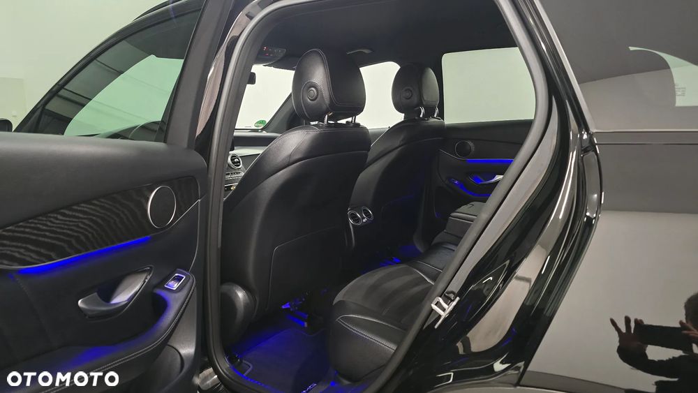Mercedes-Benz GLC 300 de 4-Matic Business Edition - 15