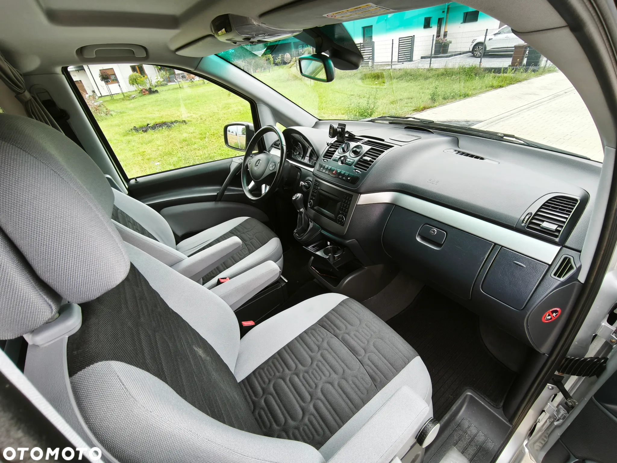 Mercedes-Benz Viano - 14