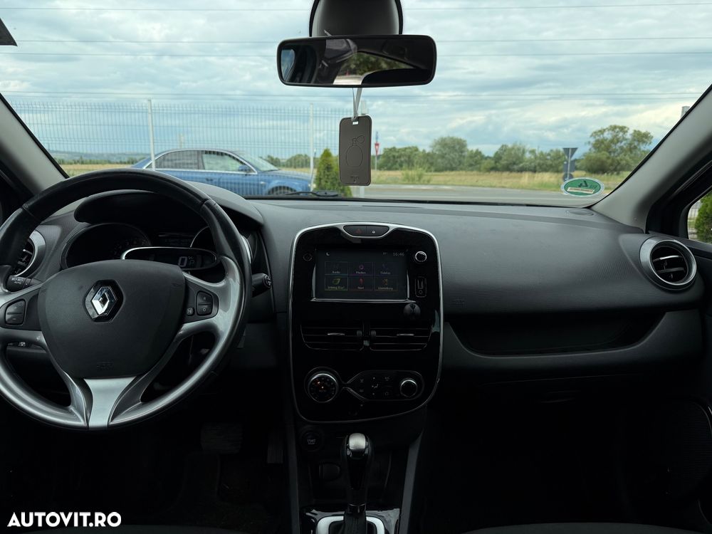 Renault Clio - 7