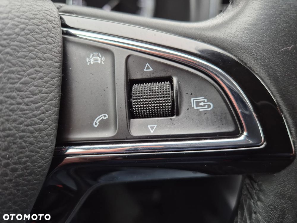Skoda Karoq 1.5 TSI ACT GPF 4x2 Ambition - 24