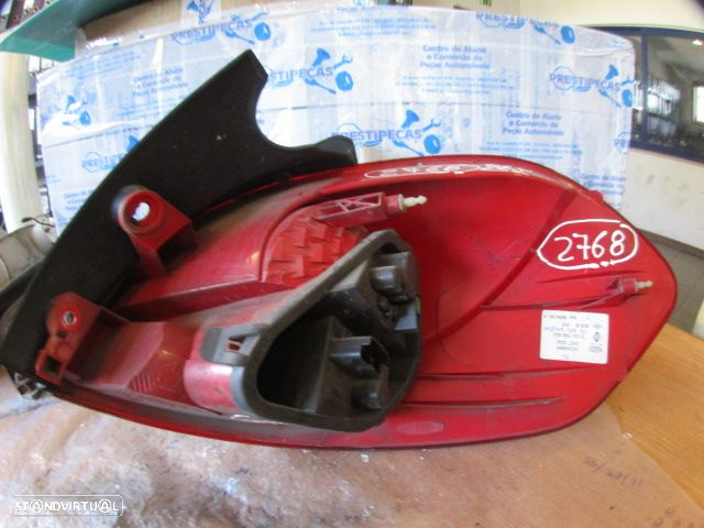 Farol Tras 8200586843 RENAULT CLIO 3 ESTATE FASE 1 2008 1.5DCI 85CV 5P BEGE ESQ ORIGINAL - 2